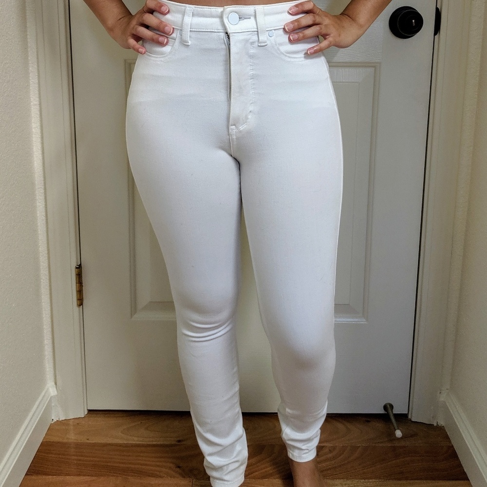 White Uniqlo Skinny Jeans